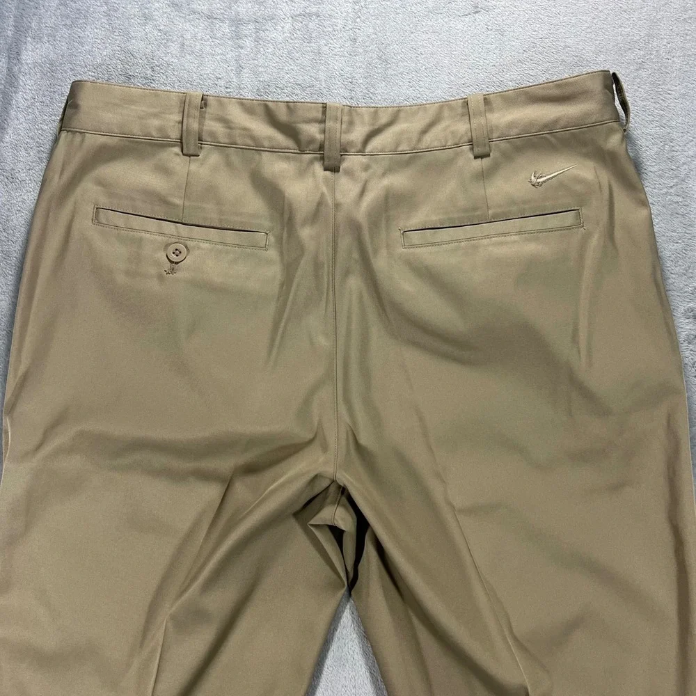 NIKE Golf Pants Mens 34x32 Khaki Good Dri-FIT Flat Front Trousers 472532-235 - Picture 4 of 16